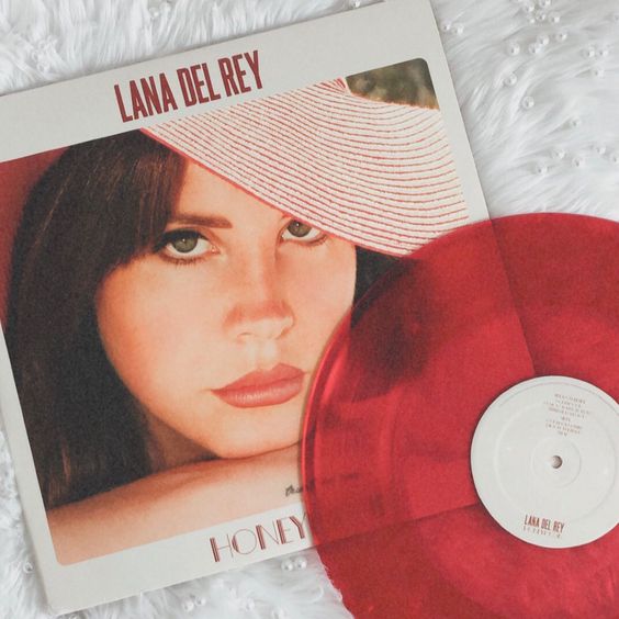 Lana Del Rey Honeymoon (Limited Edition, 180 Gram Translucent Red Vinyl, Alternate Cover) (2 Lp's)