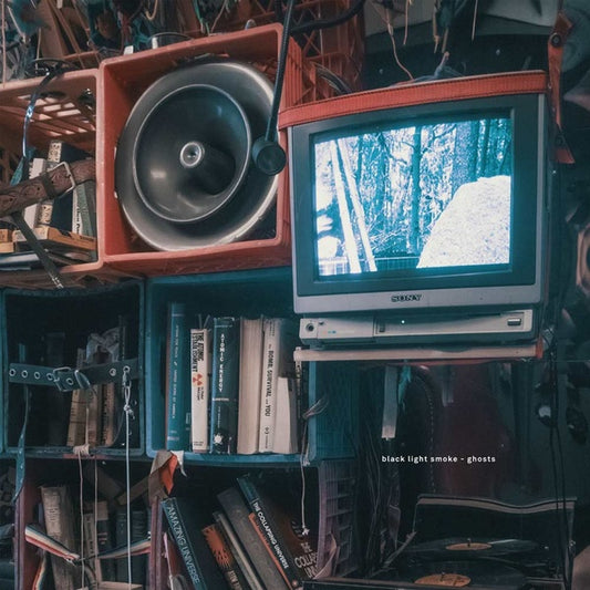 BLACK LIGHT SMOKE Ghosts