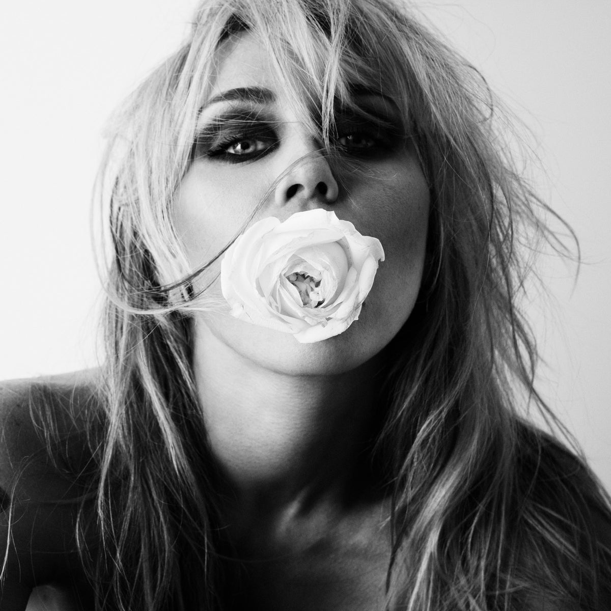 Miley Bass Persuades (Black Vinyl, Poster)