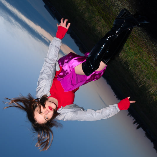 Sophia Kennedy Squeeze Me